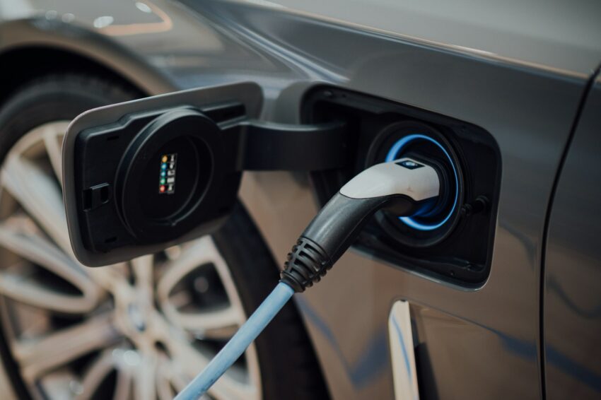 Az elektromos autók térhódítása: Valóban megéri váltani?